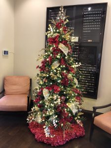 Green Thumb Interior Clubhouse Christmas Tree