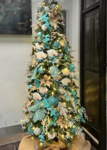 Green Thumb Interior Under the Sea Elegant Christmas tree